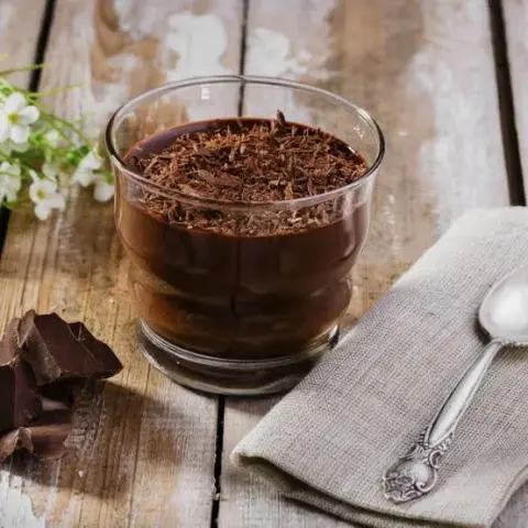 MOUSSE AU CHOCOLAT