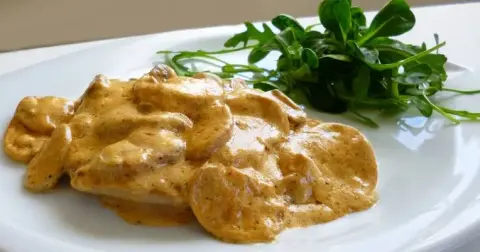 Escalopes De DINDE ala crème champignons