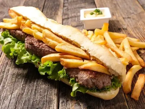 Frites steak haché
